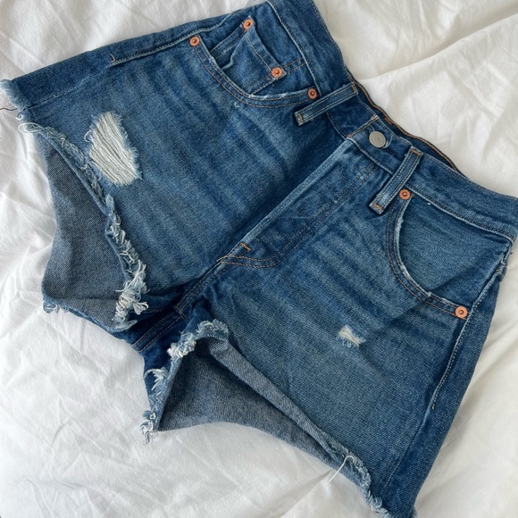 Levi's Pants - Levi's 501 ORIGINAL SHORT